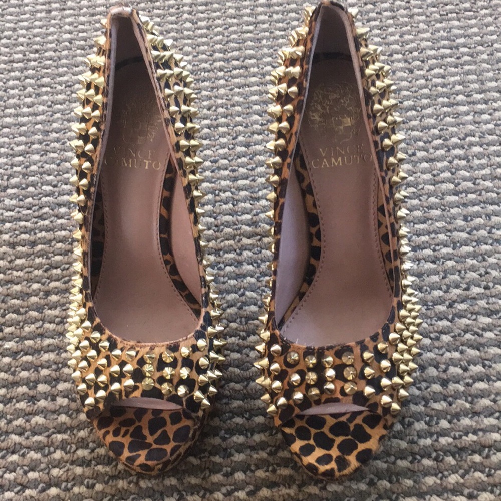 Vince Camuto peep toe heels